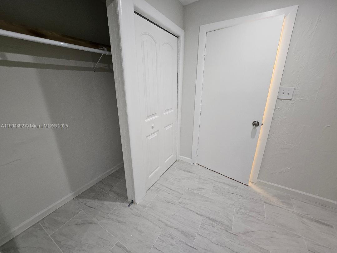 Foto del edificio - 528 NW 10th St