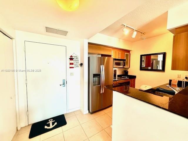 Building Photo - 325 S Biscayne Blvd