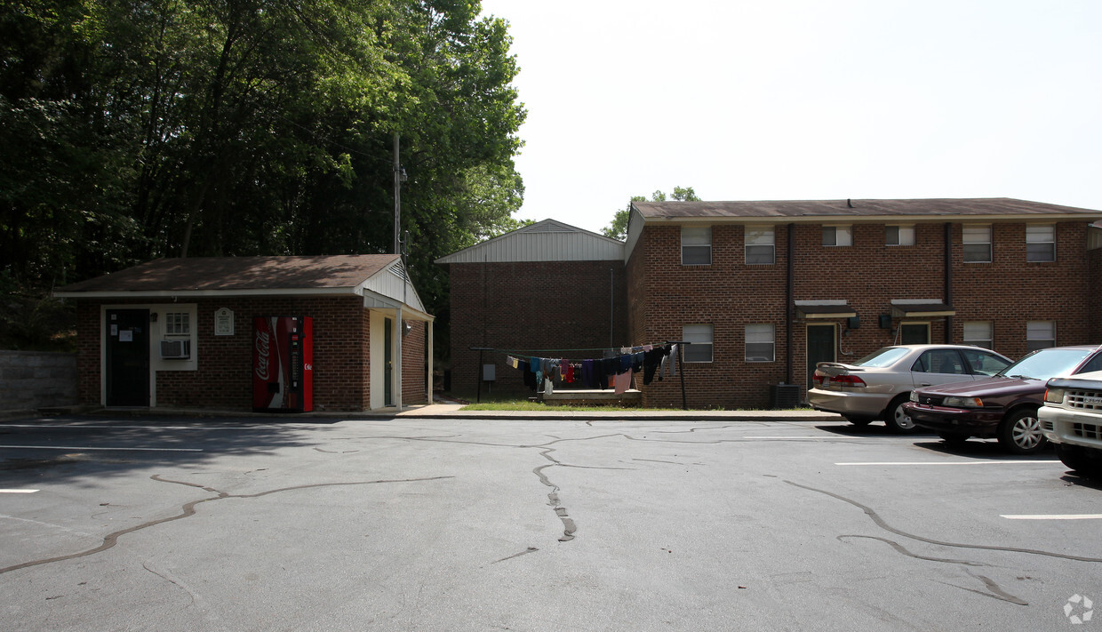 Foto del edificio - Franklin Court Apartments