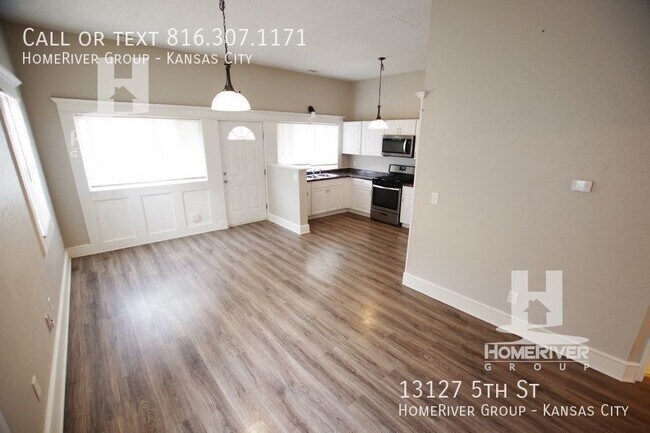 Foto del edificio - 13127 5th St