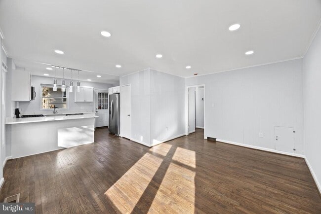 Foto del edificio - 8135 Allendale Dr