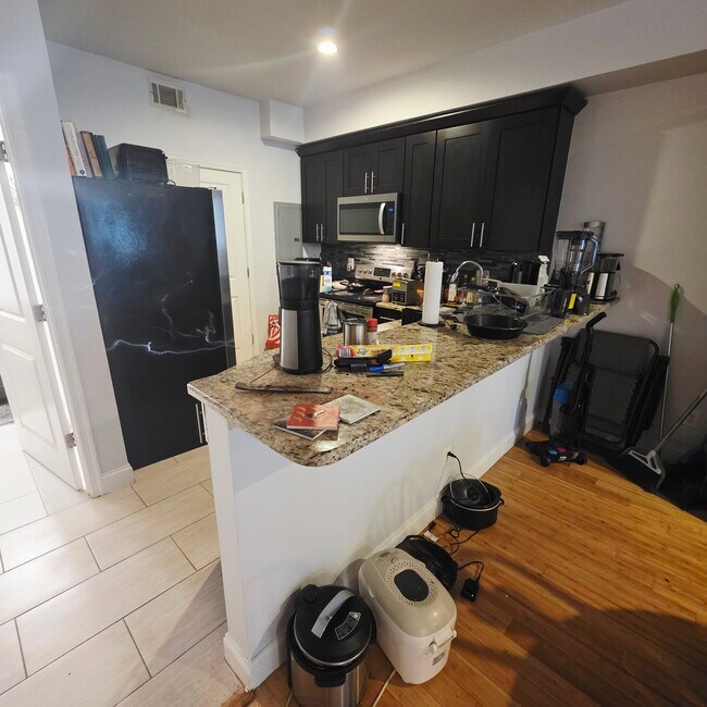 Foto del edificio - 628 N 11th St