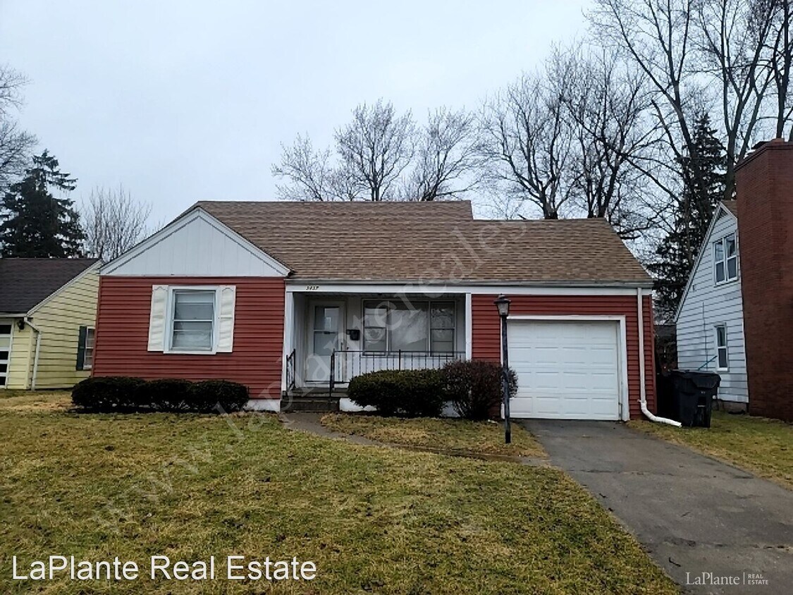 Primary Photo - 3 br, 1 bath House - 3437 Saint Bernard Dr...