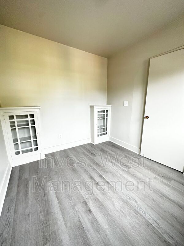 615 NE 6th Ave Unit 3, Camas, WA 98607 Condo for Rent in Camas, WA