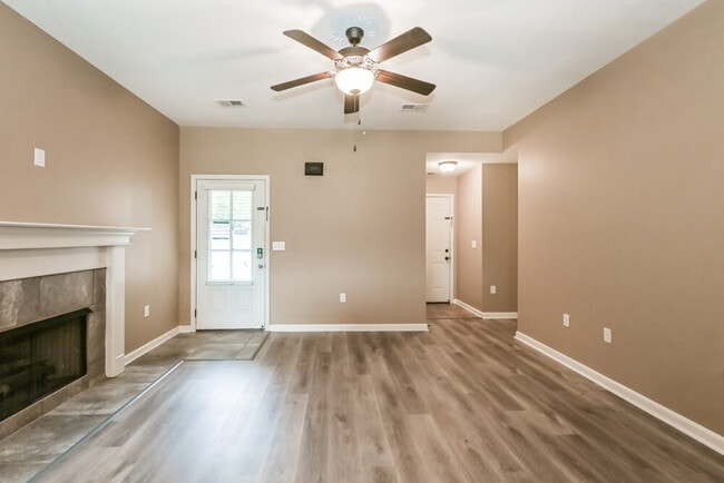 Building Photo - 2687 Sapper Ln