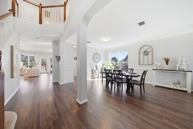 Foto del edificio - 6214 Ozona Mill