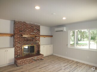 Building Photo - 991 Thompson Way