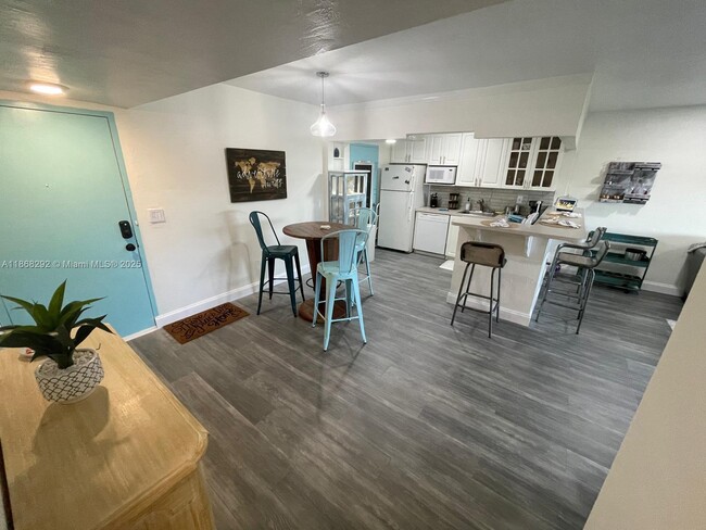 Foto del edificio - 7477 SW 82nd St