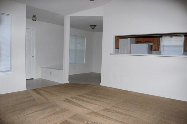 Building Photo - 2323 Pronghorn Ln