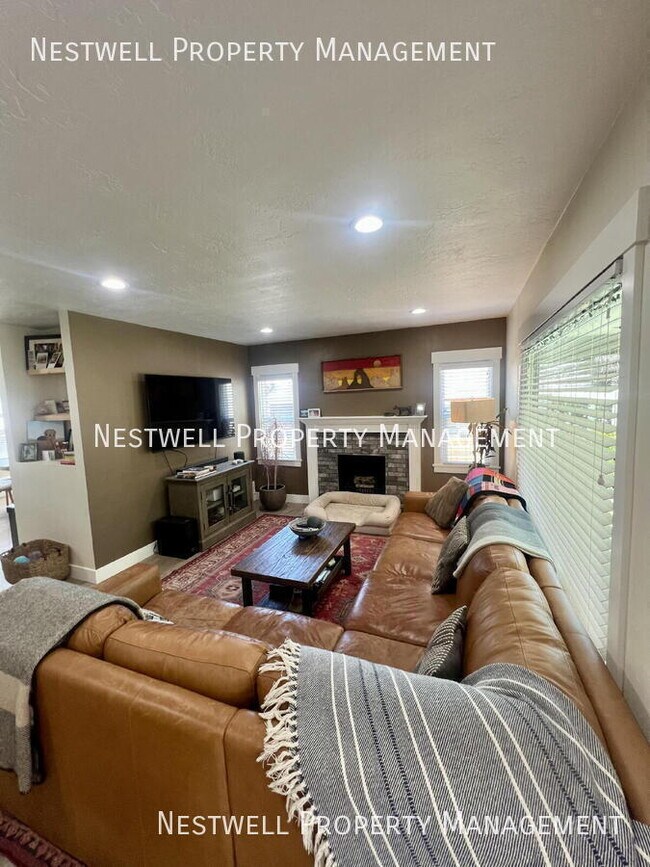 Foto del edificio - 2234 Wilson Ave S
