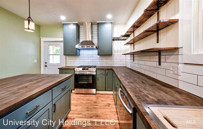 Building Photo - 4 br, 2 bath House - 412 S Van Buren