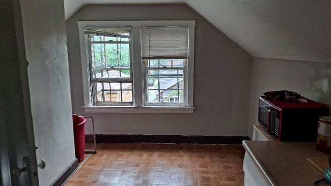 Photo - 4937 Ralph Ave Apartment