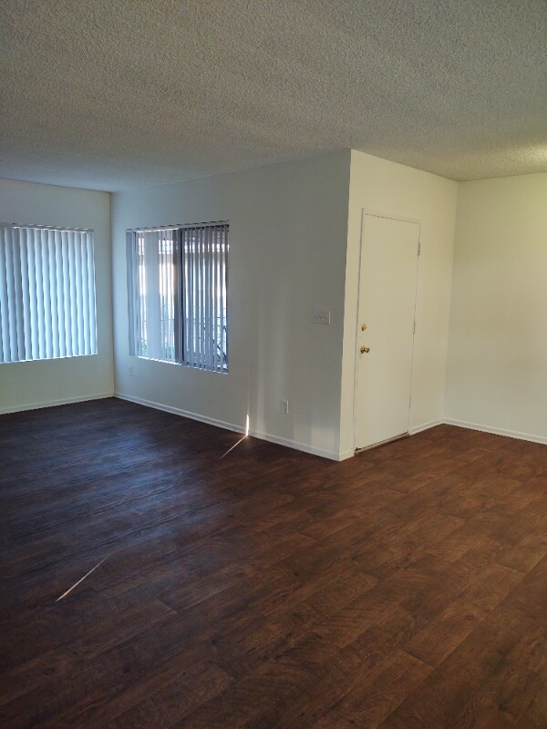 Foto del edificio - 2239 E Lenita Ln