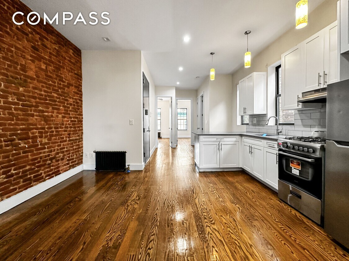 426 Ridgewood Ave Unit 3, Brooklyn, NY 11208 Room for Rent in