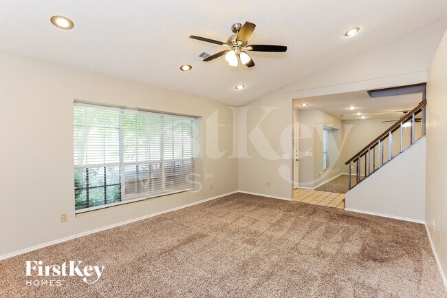 Foto del edificio - 1532 High Pointe Ln