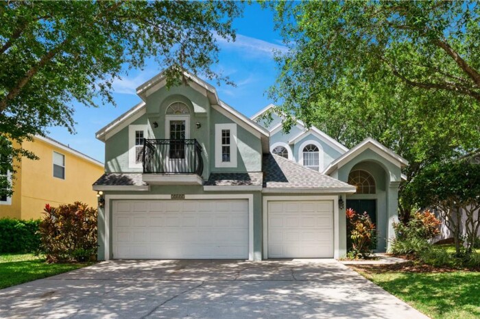 Stunning 5/2.5 Spacious Home with a 3 Car ... - Stunning 5/2.5 Spacious Home with a 3 Car ...
