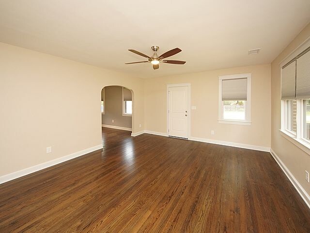 Building Photo - 403 Martello Dr