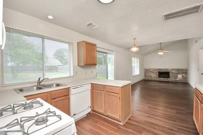 Building Photo - 17210 Colony Creek Dr