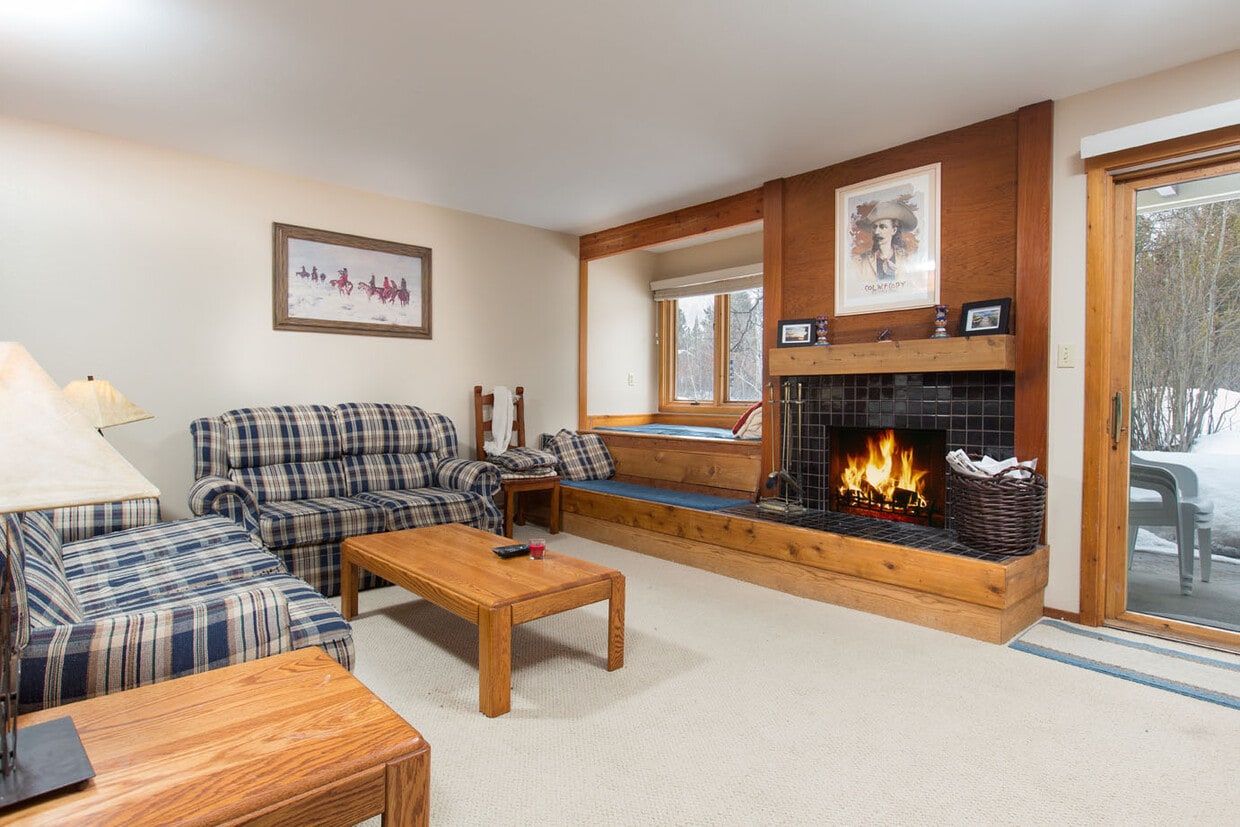 Primary Photo - 3655 Teton Dr