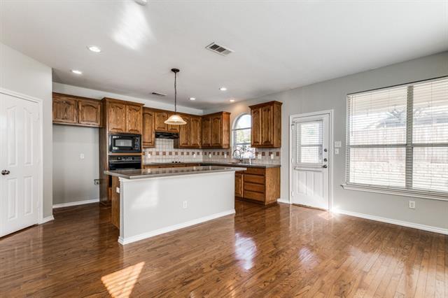 Foto del edificio - 2705 White Rock Dr