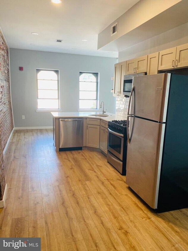 Foto principal - 1500 N 28th St