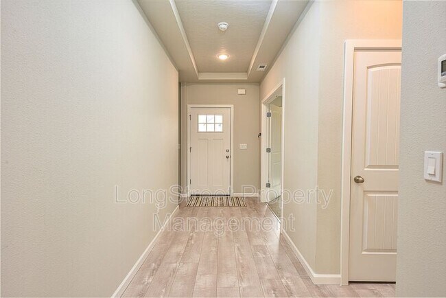 Building Photo - 7196 SE Cheryl Ct