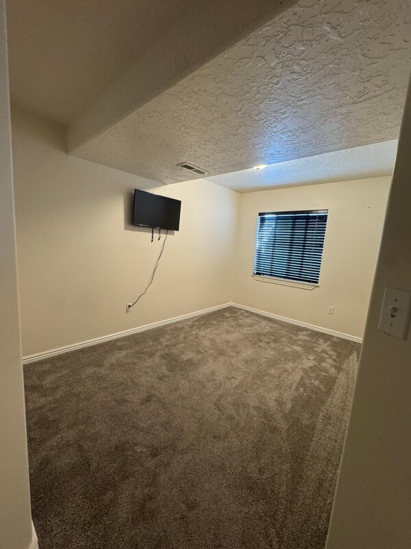 Foto del edificio - 361 E 1520 N