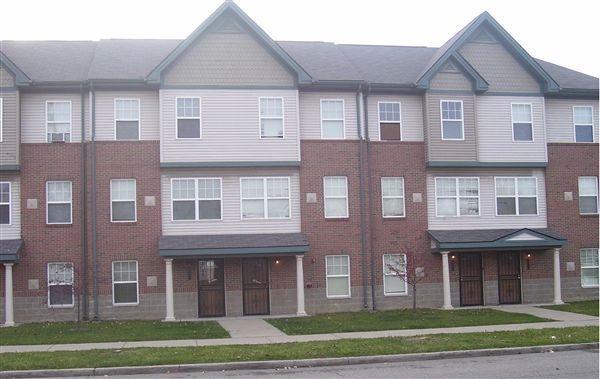 Primary Photo - Kercheval Townhomes
