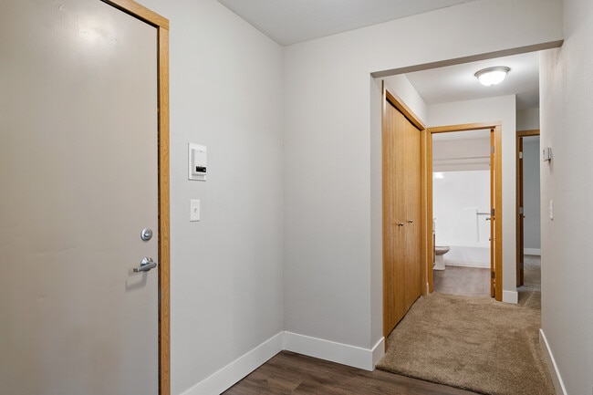 Building Photo - Peppercorn Apartments