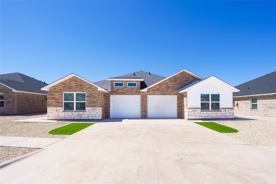 Foto principal - 2702 Baron Ave