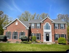 Building Photo - 2576 Covington Pl