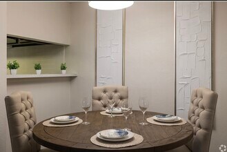 Building Photo - 2170 Thousand Oaks Dr