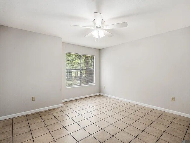 Foto del edificio - 844 Hammond Manor Dr