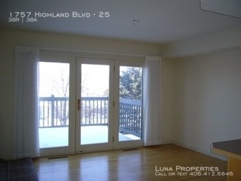 Primary Photo - 1757 Highland Blvd