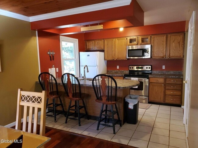 Building Photo - 18 Vanderbilt Ave