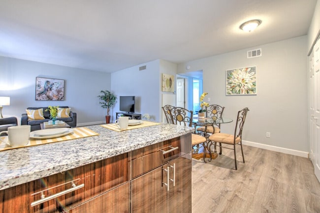 Interior Photo - Pearl Cove Apartments