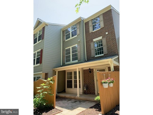 Foto del edificio - 6074 Shepherd Square