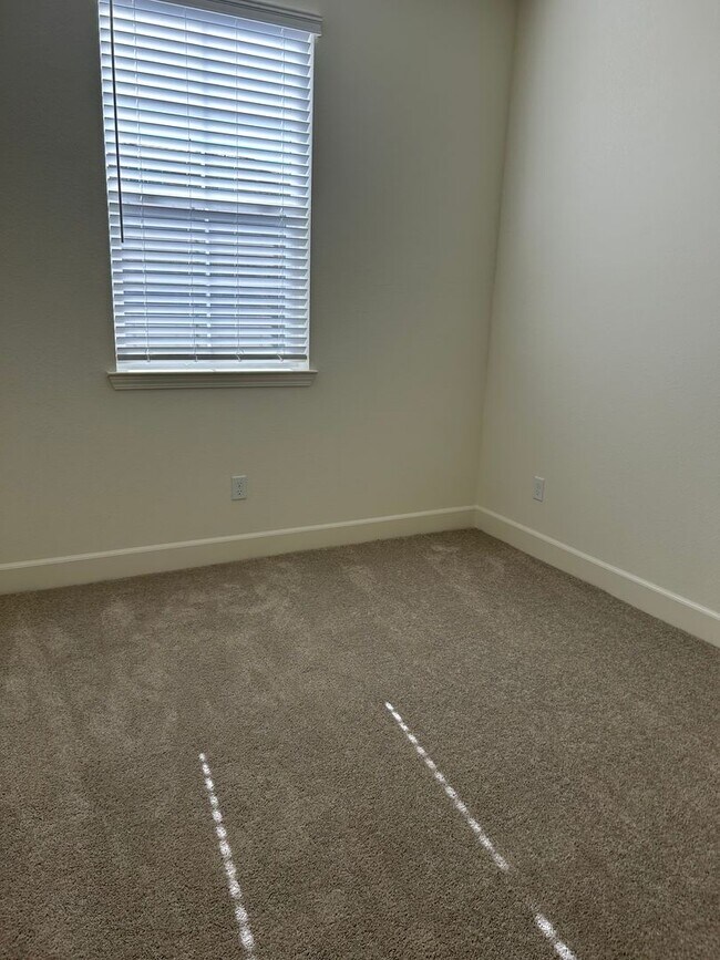 Foto del edificio - NEW HOME