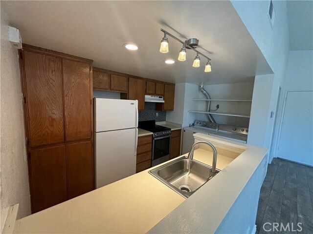 Foto del edificio - 3633 Country Oaks Loop