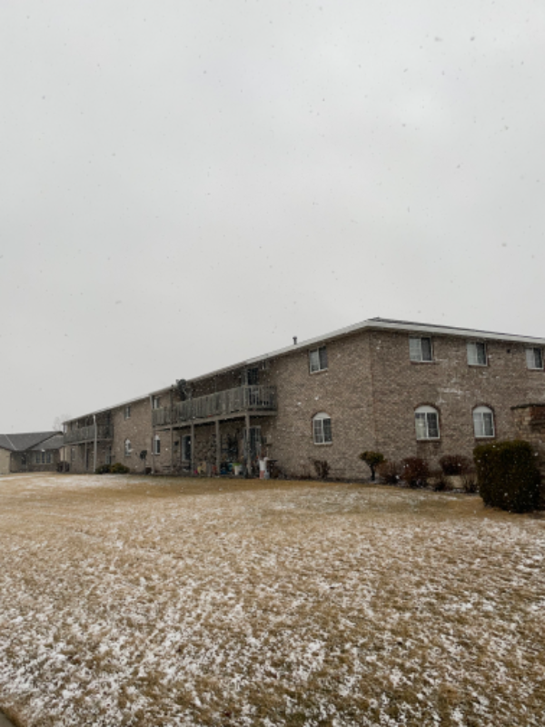 Building Photo - 1298 Crown Ct