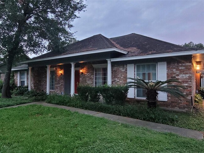 Building Photo - 1927 Prism Ln