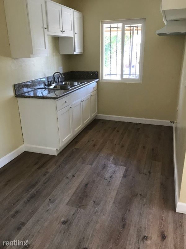 Foto del edificio - 2671 Randolph St