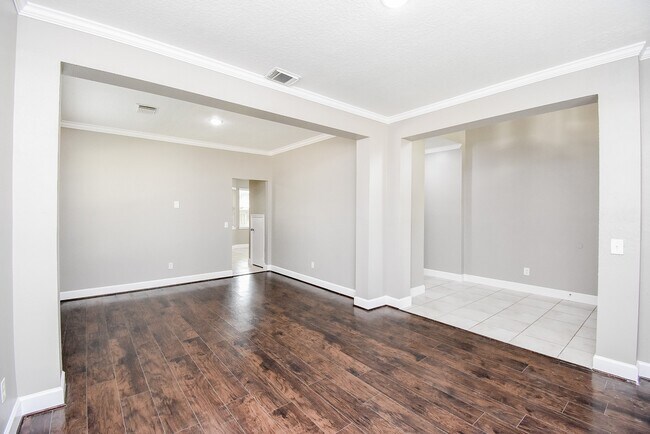 Foto del edificio - 6318 Faulkner Ridge Dr