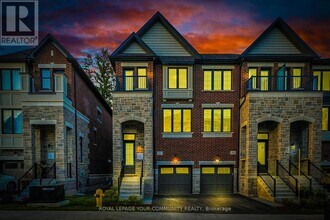 Building Photo - 38 Arbour Grn Cres