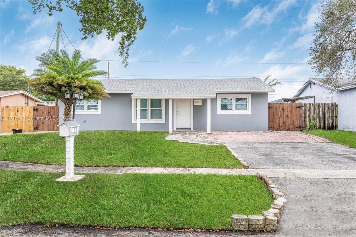 7771 Farragut St, Hollywood, FL 33024 - House Rental in Hollywood, FL ...