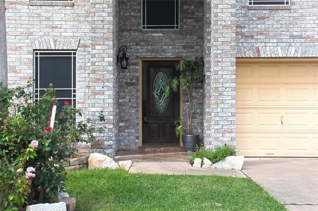 Foto del edificio - 16130 Coleburn Dr