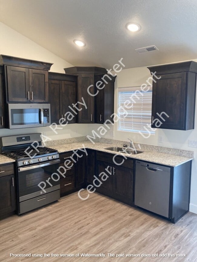 Building Photo - Move-In Discount!  Newer Construction - 2 bedroom - 1 Bathroom