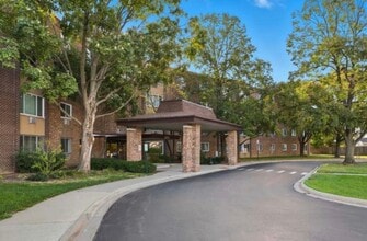 Building Photo - 1375 Rebecca Dr