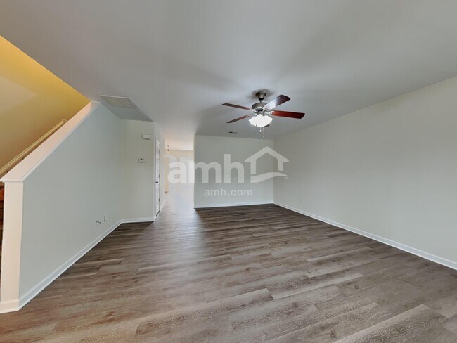 Foto del edificio - 4019 Tarrant Trace Cir