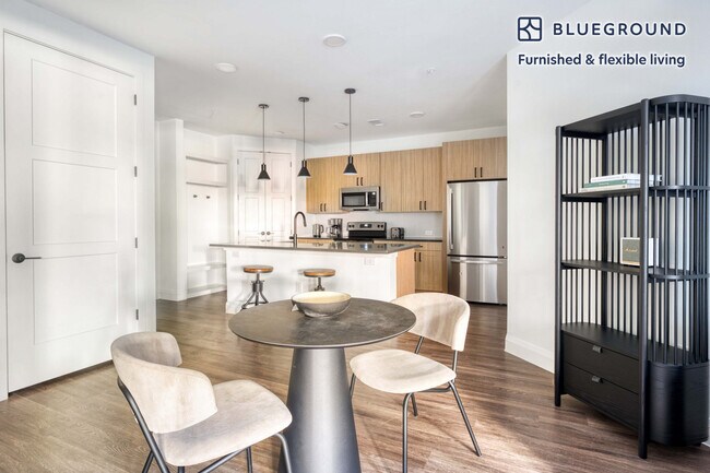 Foto del edificio - 3403 Harmon Ave